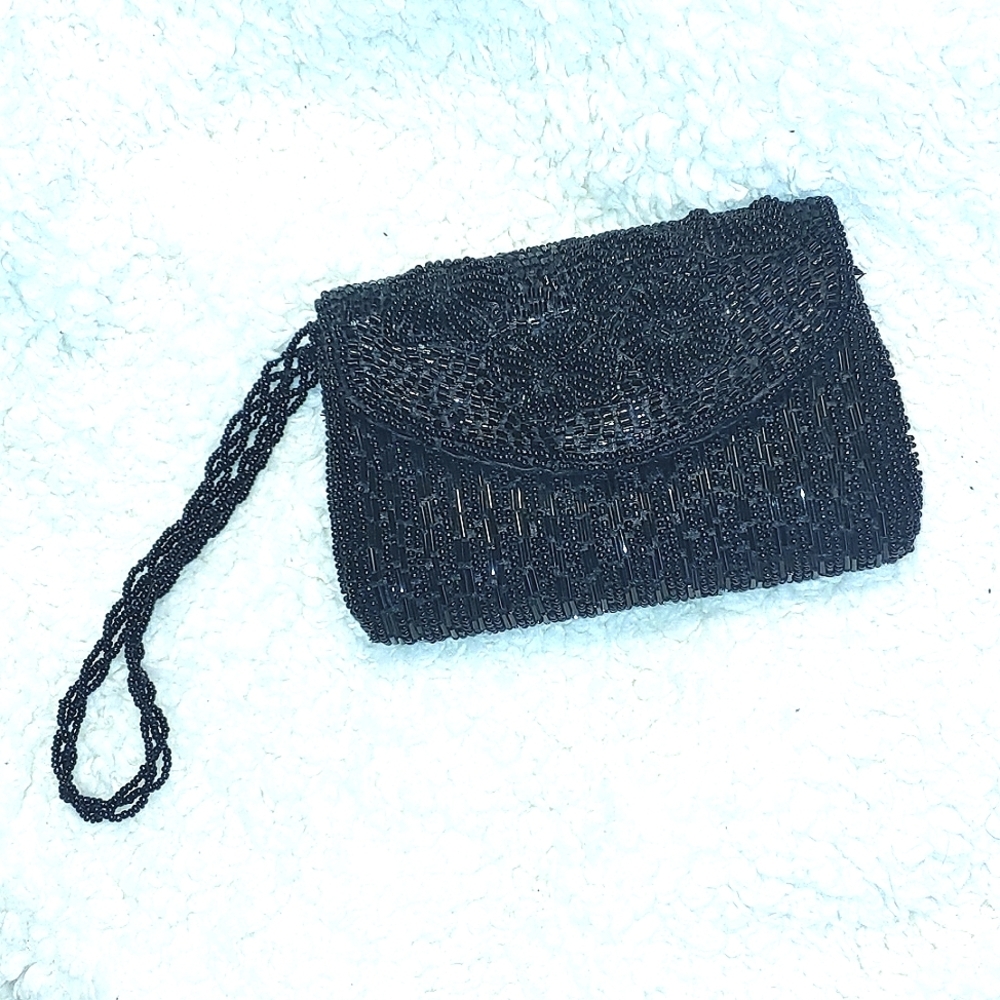 BIJOUX TERNER Black Beaded Wristlet Clutch with Snap Closure